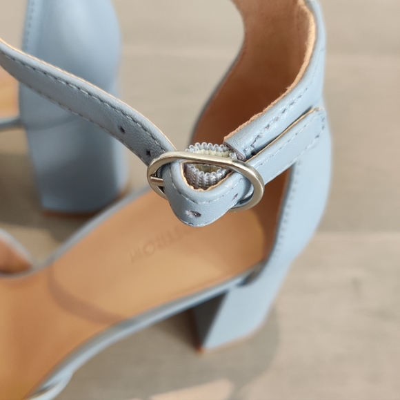 Nordstrom Leather ankle Strapped Heels - Picture 3 of 4